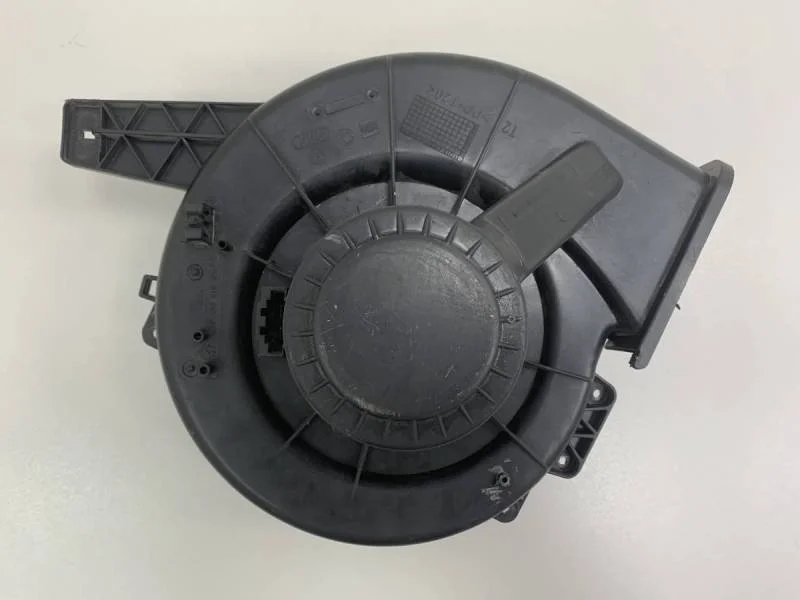 Моторчик отопителя Volkswagen Polo (Sed RUS) 2011>