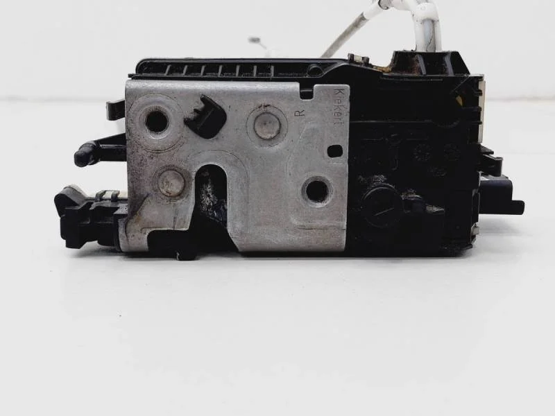 Замок двери передней правой Citroen C4 2011>