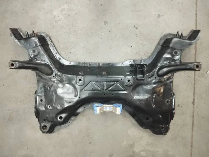 Балка подмоторная Citroen C4 2011>