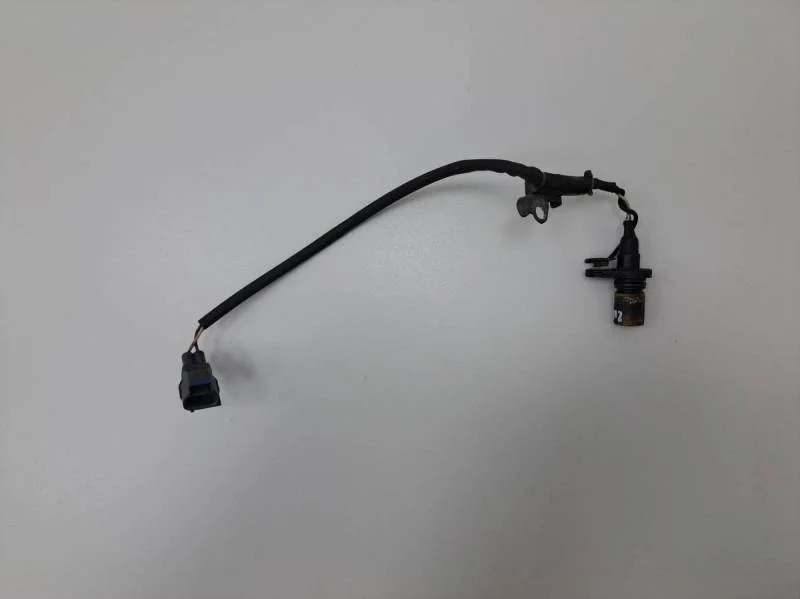 Датчик положения коленвала Toyota Corolla E120 2001-2007