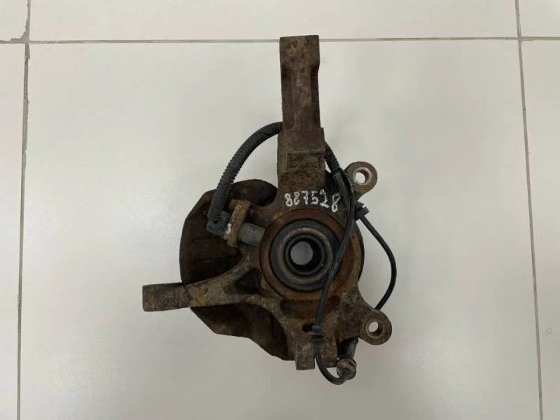 Кулак поворотный передний левый Chevrolet Lacetti (J200) 2003-2013