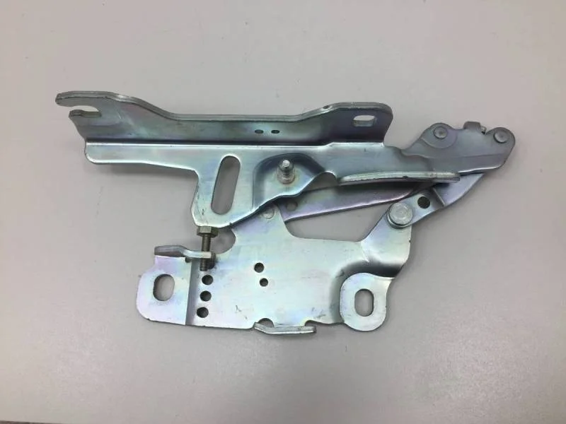 Петля капота правая BMW 3-series F30/F31 2011>