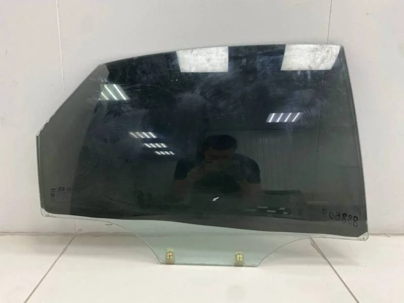 Стекло двери задней правой Chevrolet Lacetti (J200) 2003-2013