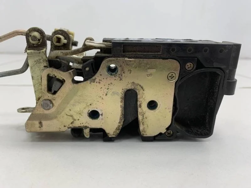 Замок двери передней левой Chevrolet Lacetti (J200) 2003-2013