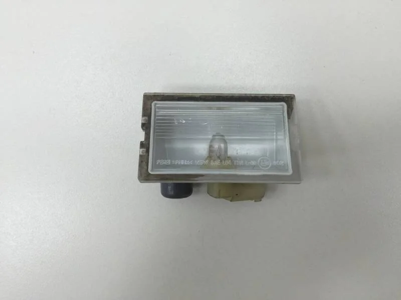 Фонарь подсветки номера Land Rover Range Rover Sport 2005-2012