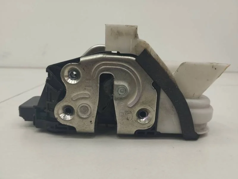 Замок двери передней левой Kia Rio 4 (FB) 2017>