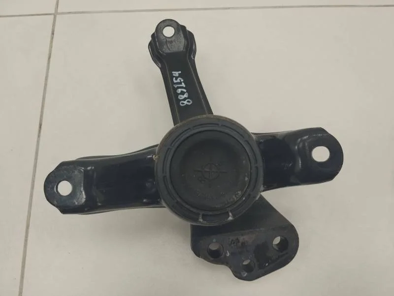 Опора двигателя правая Kia Rio 4 (FB) 2017>