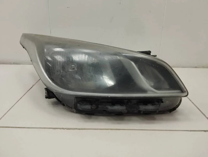 Фара правая Kia Rio 4 (FB) 2017>