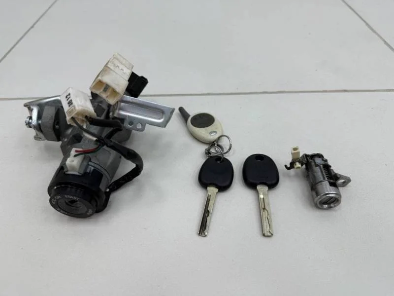 Замок зажигания (комплект) Kia Rio 3 (UB) 2011-2017