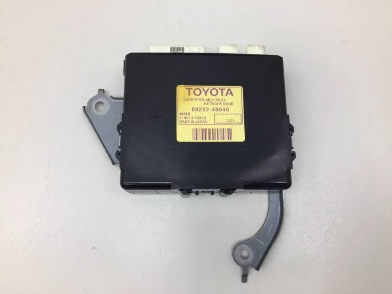 Блок электронный Lexus RX 300/330/350/400h (XU30) 2003-2009