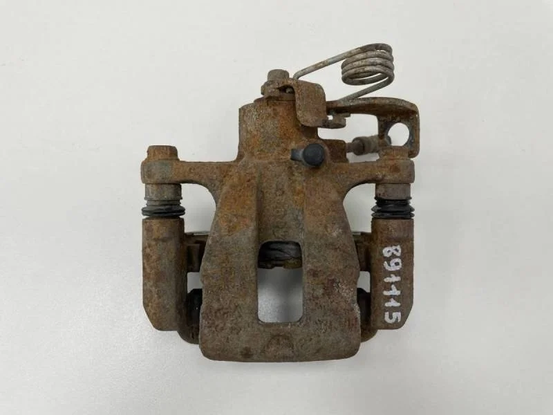 Суппорт задний правый Kia Rio 3 (UB) 2011-2017