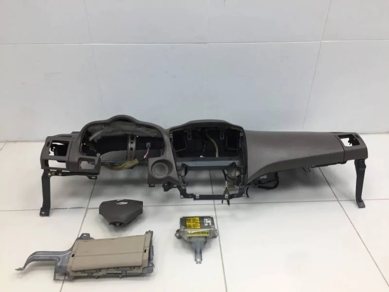 Подушка безопасности (комплект) Lexus RX 300/330/350/400h (XU30) 2003-2009