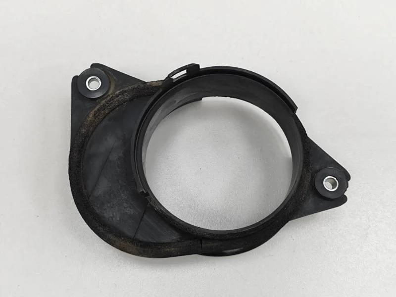 Патрубок воздушного фильтра Toyota Land Cruiser (J200) 2007-2015