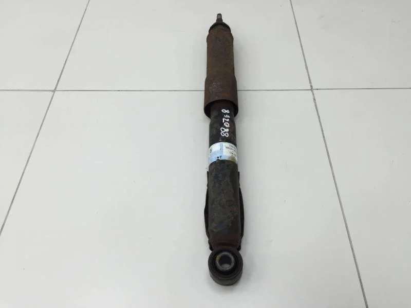 Амортизатор задний Toyota Land Cruiser (J200) 2007-2015