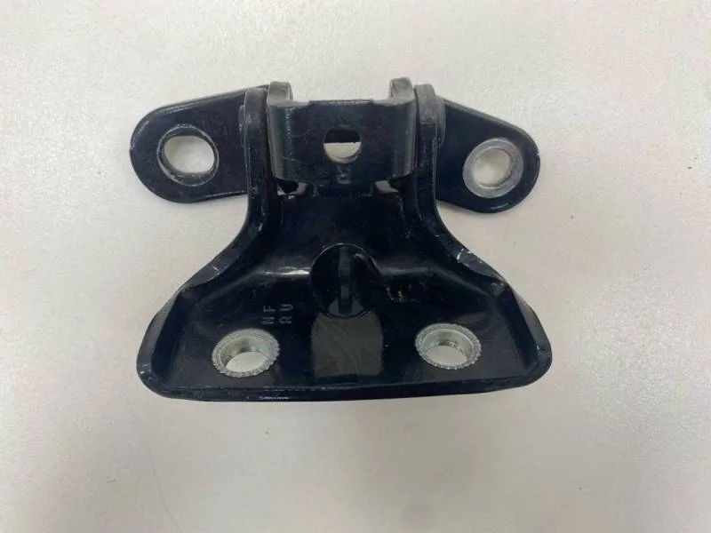 Петля двери задней правой верхняя Hyundai ix35 (LM) 2010-2015