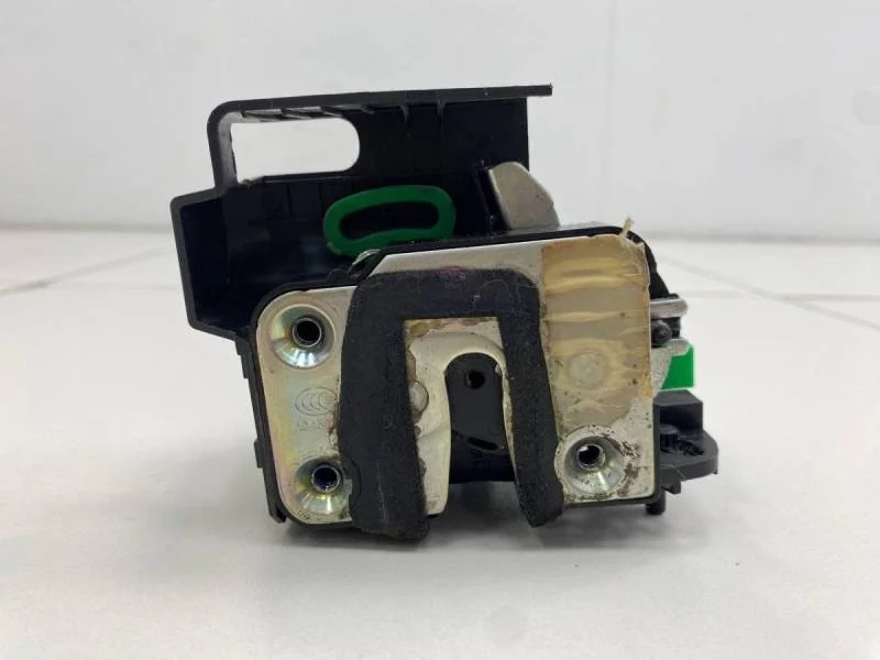 Замок двери задней правой Kia Rio 3 (UB) 2011-2017