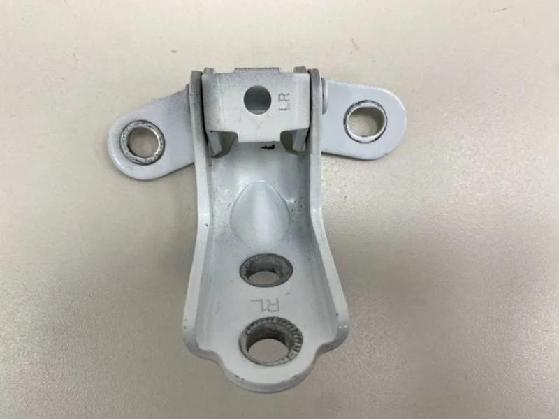 Петля двери задней правой нижняя Kia Rio 3 (UB) 2011-2017