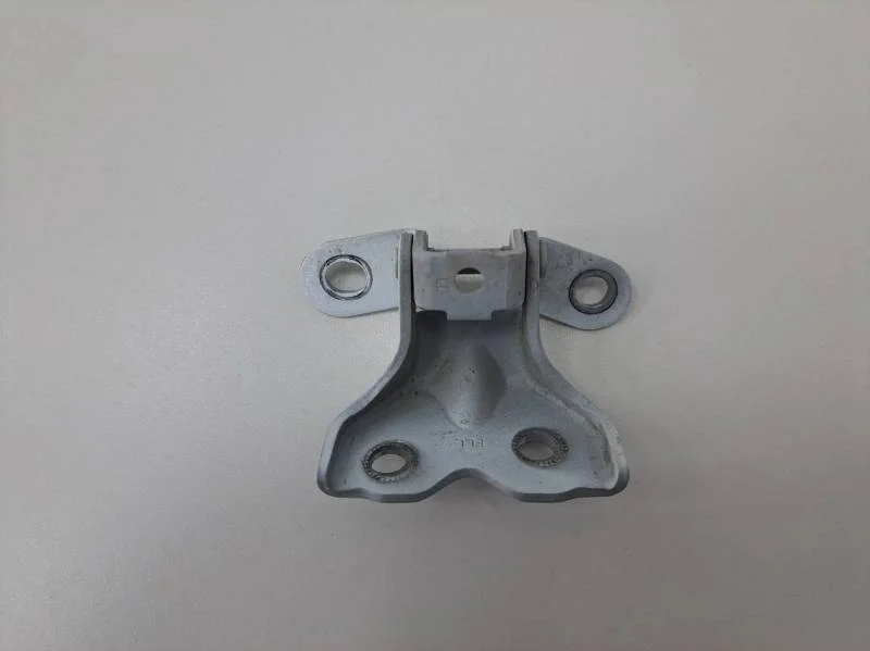 Петля двери передней левой нижняя Kia Rio 3 (UB) 2011-2017