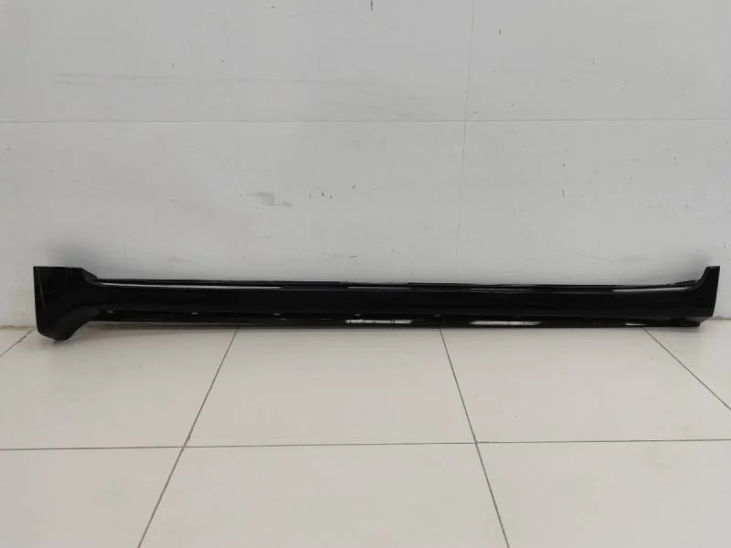 Накладка на порог (наружная) Toyota Land Cruiser (J200) 2007-2015