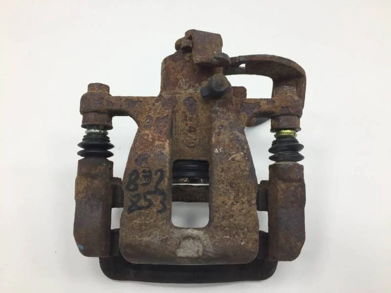 Суппорт задний правый Kia Rio 3 (UB) 2011-2017