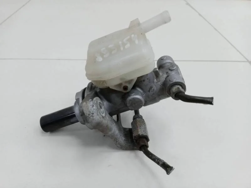 Цилиндр тормозной главный Lexus RX 350 /450h (XL10) 2009-2015