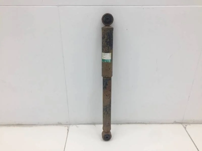 Амортизатор задний Suzuki Grand Vitara 2005-2015