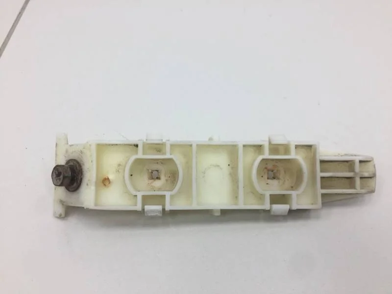 Кронштейн переднего бампера Suzuki Grand Vitara 2005-2015