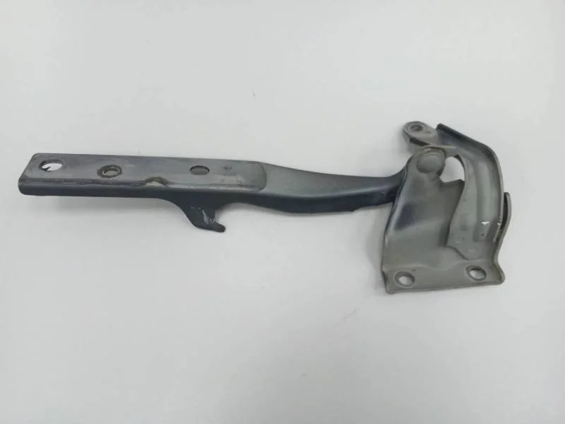 Петля капота левая Suzuki Grand Vitara 2005-2015