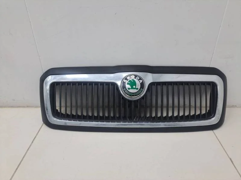 Решетка радиатора Skoda Octavia (A4 1U-) 2000-2011