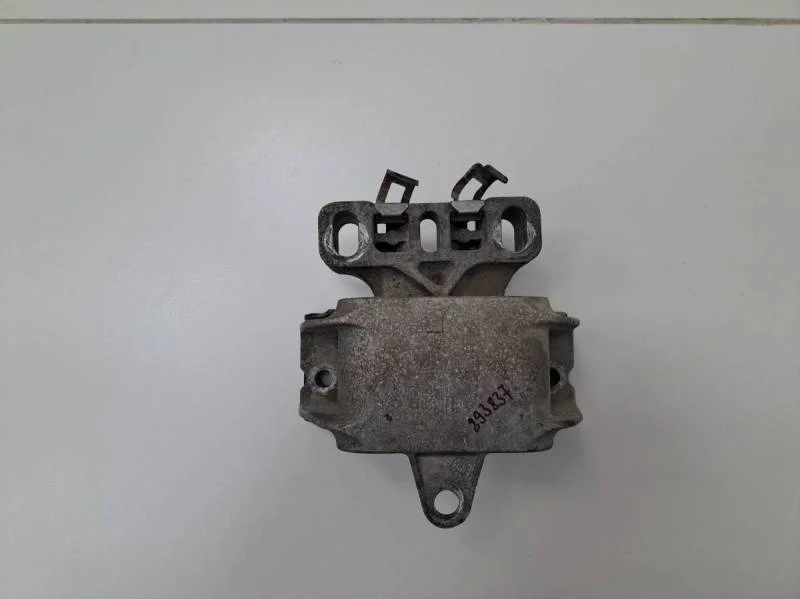 Опора КПП левая Skoda Octavia (A4 1U-) 2000-2011