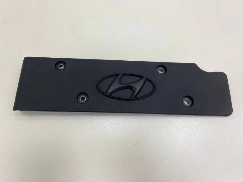 Крышка двигателя декоративная Hyundai Solaris 2010-2017