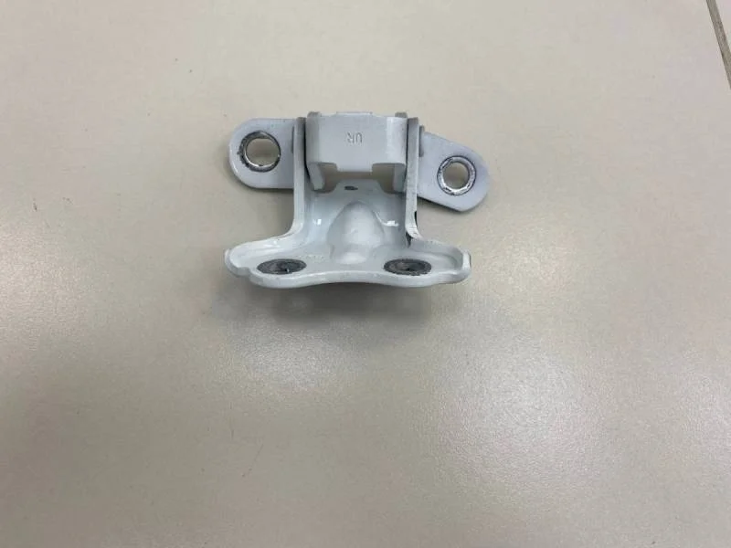 Петля двери задней правой верхняя Hyundai Solaris 2010-2017