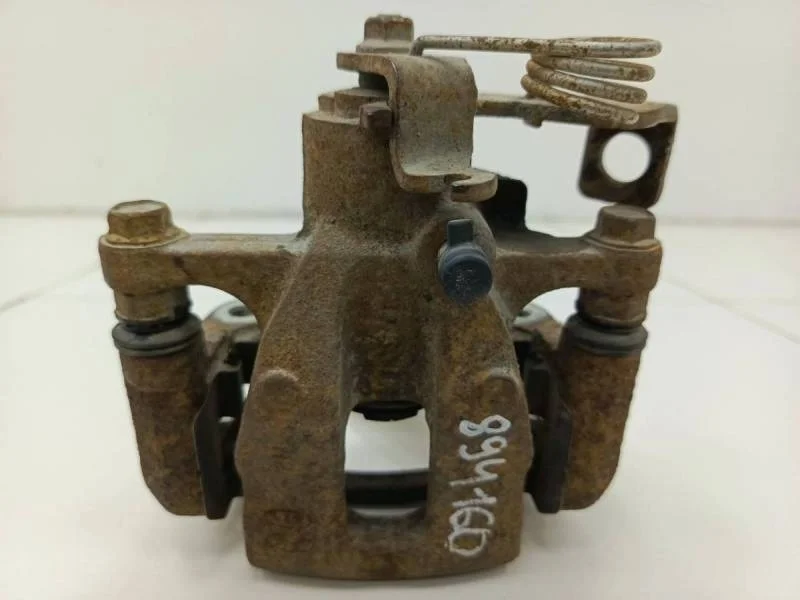 Суппорт задний правый Hyundai Solaris 2010-2017