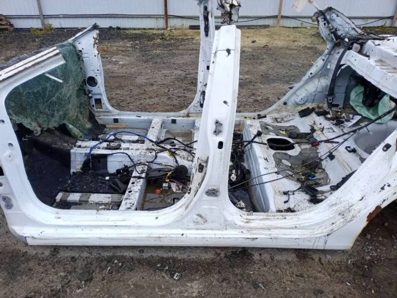 Порог со стойкой левый Hyundai Solaris 2010-2017