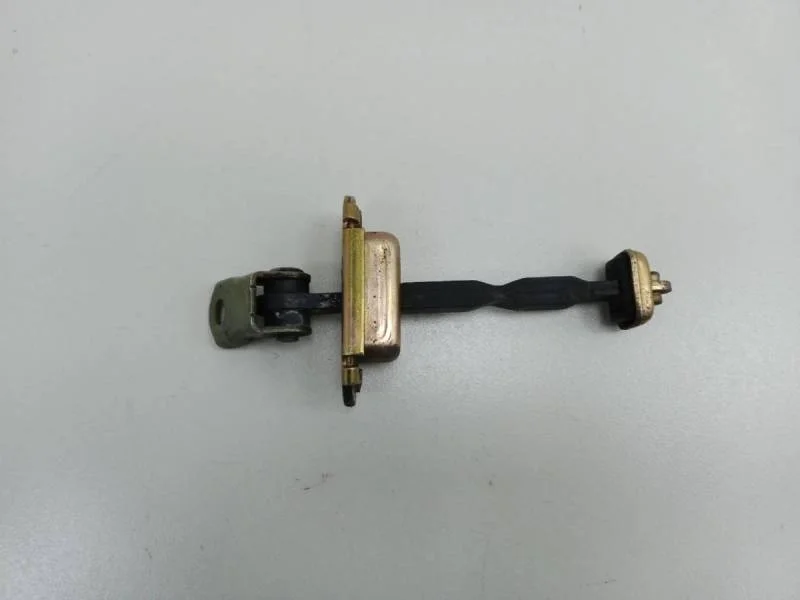 Ограничитель двери Nissan Almera (N16) 2000-2006