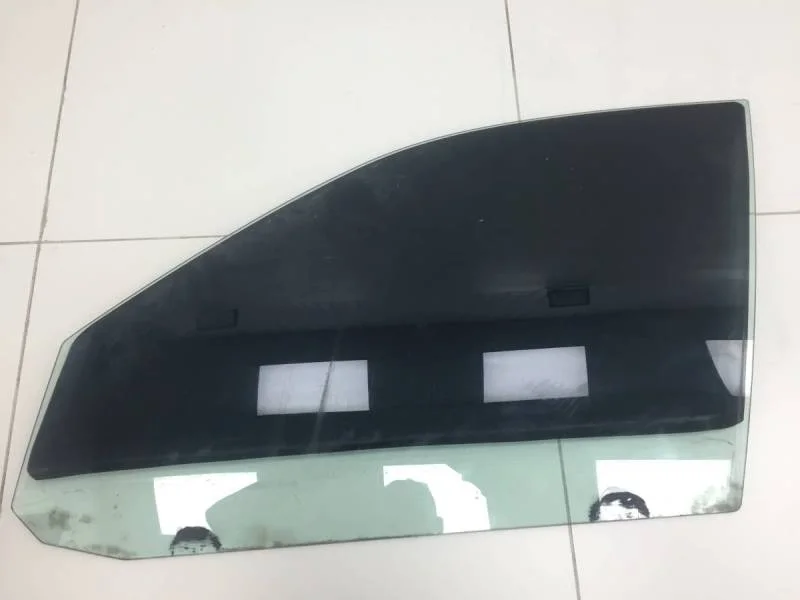 Стекло двери передней левой Skoda Octavia (A4 1U-) 2000-2011