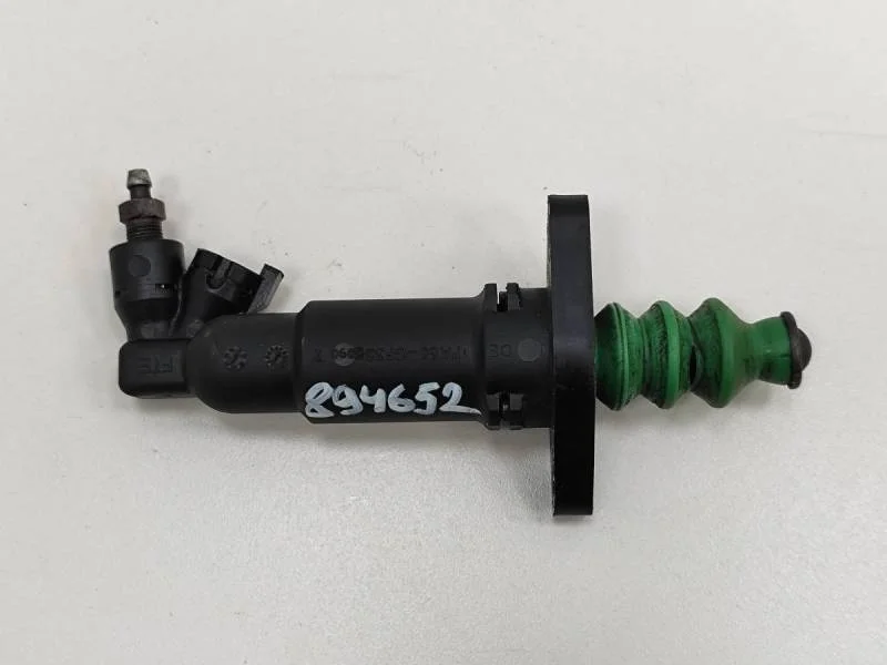 Цилиндр сцепления рабочий Skoda Octavia (A4 1U-) 2000-2011