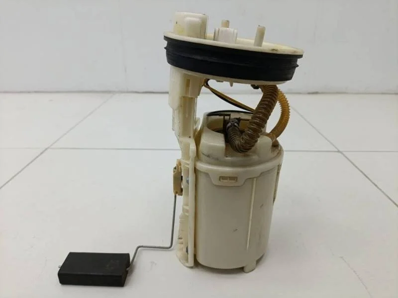 Насос топливный электрический Skoda Octavia (A4 1U-) 2000-2011