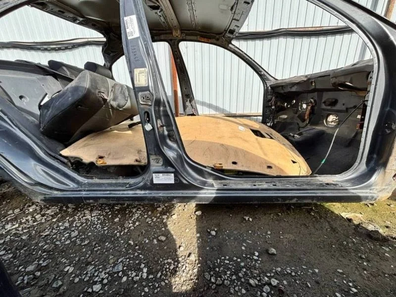 Порог со стойкой правый Nissan Almera (N16) 2000-2006