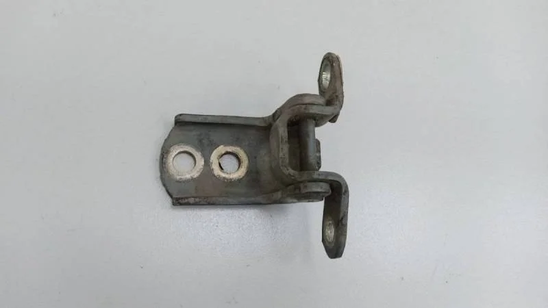 Петля двери передней правой верхняя Nissan Almera (N16) 2000-2006