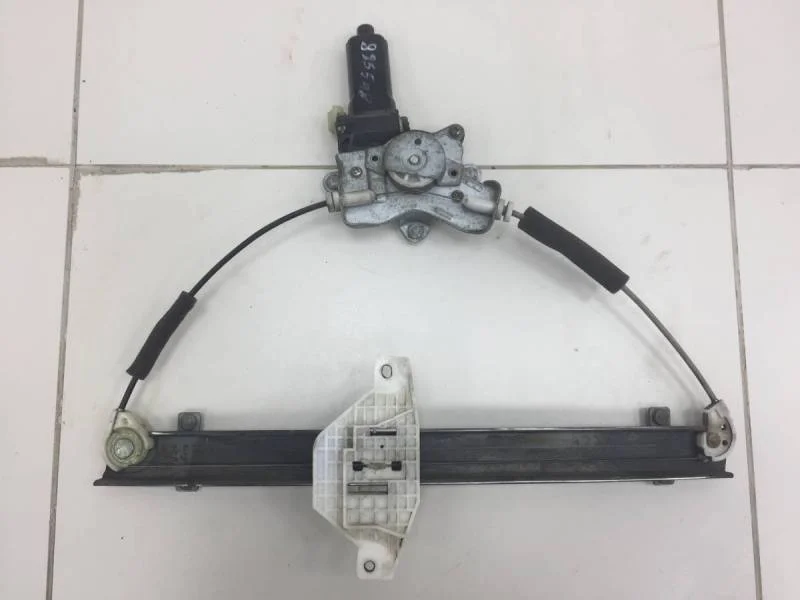 Стеклоподъемник электр. передний правый Hyundai Sonata 4 (EF,Tagaz) 2001-2012