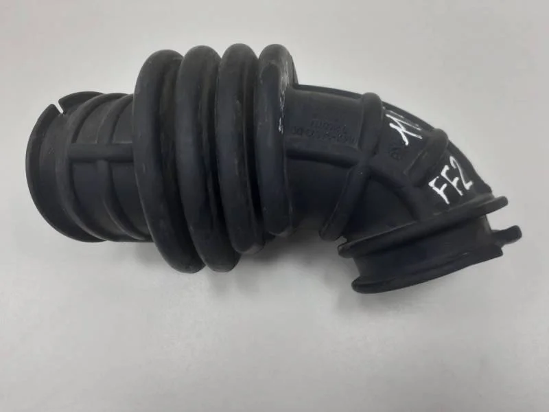 Патрубок воздушного фильтра Ford Focus 2 (DA) 2005-2008