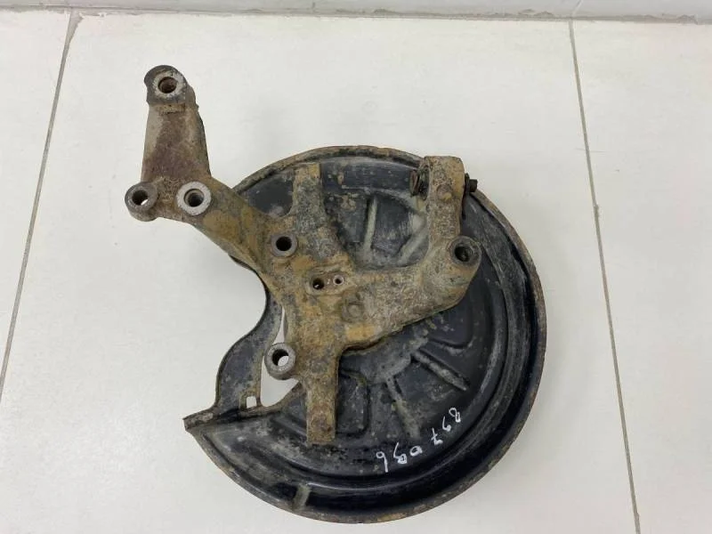 Кулак поворотный задний левый Skoda Octavia (A5 1Z-) 2004-2013