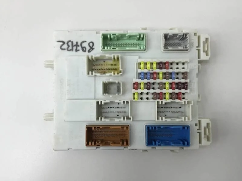 Блок предохранителей Ford Focus 3 2011>