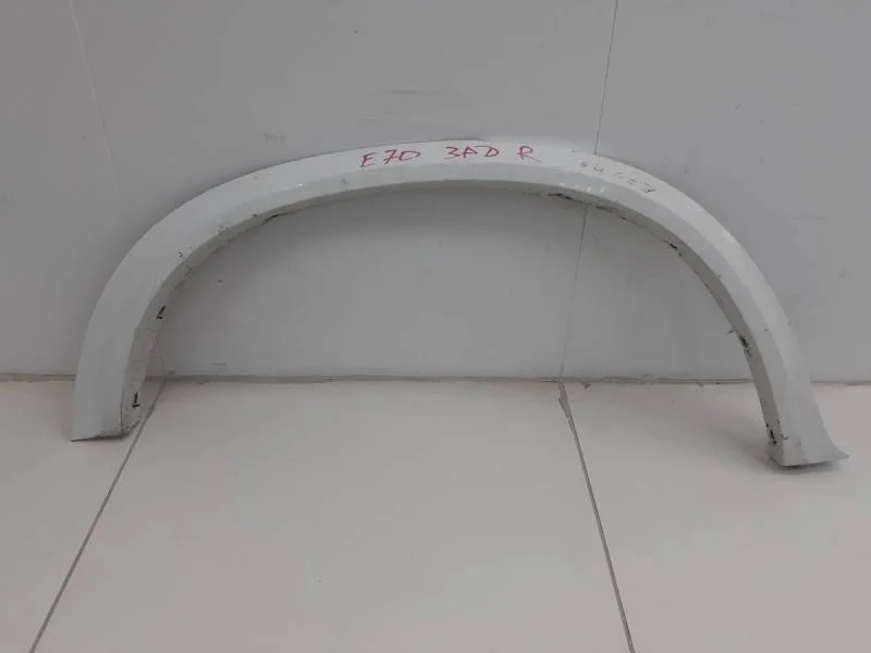 Накладка заднего крыла правого BMW X5 E70 2007-2013
