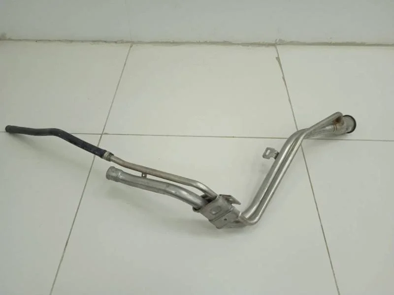 Горловина топливного бака Ford Focus 2 (DA) 2005-2008