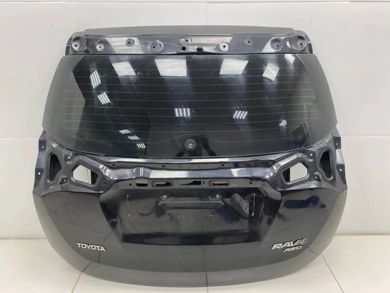 Дверь багажника со стеклом Toyota Rav 4 (A40) 2013>