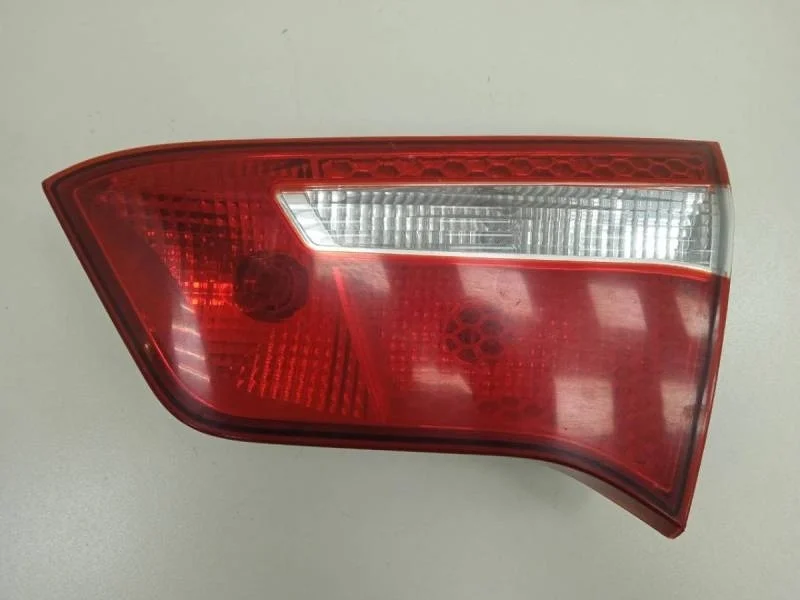 Фонарь задний внутренний правый Kia Rio 3 (UB) 2011-2017
