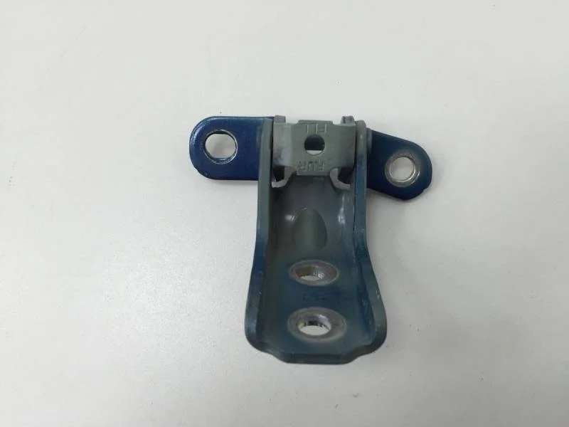 Петля двери передней правой верхняя Hyundai Solaris 2020>