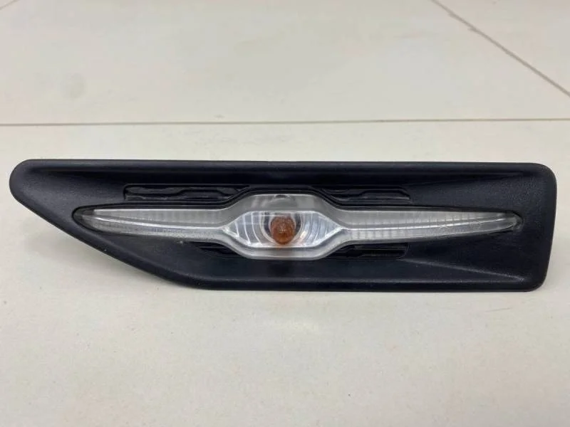 Повторитель на крыло Kia Rio 3 (UB) 2011-2017